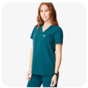 WearFigs - Womens Catarina Scrub Top *limited edition color*
